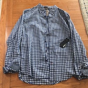 Men’s button down Guess Shirt